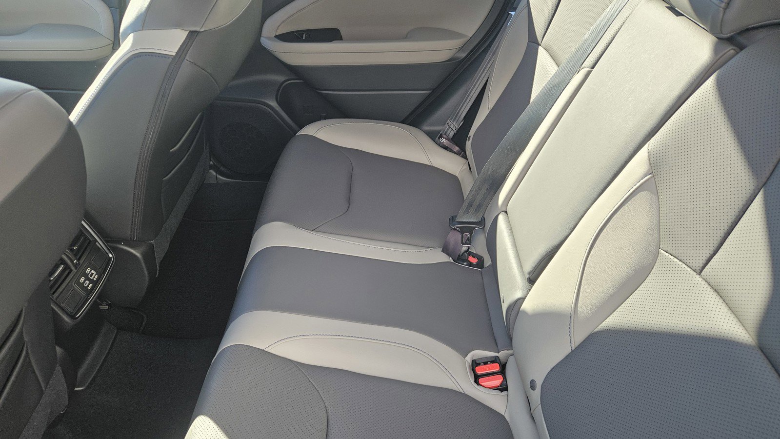 New 2025 Subaru Forester Limited image 8