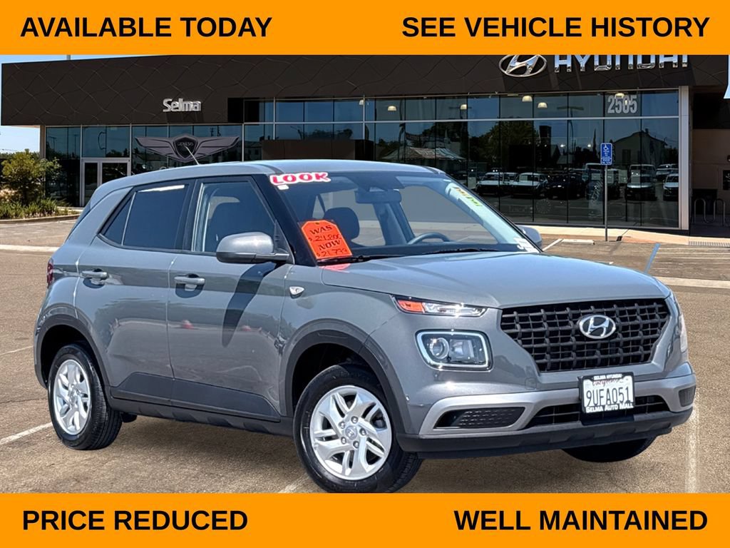 Used 2025 Hyundai Venue SE FWD image 1