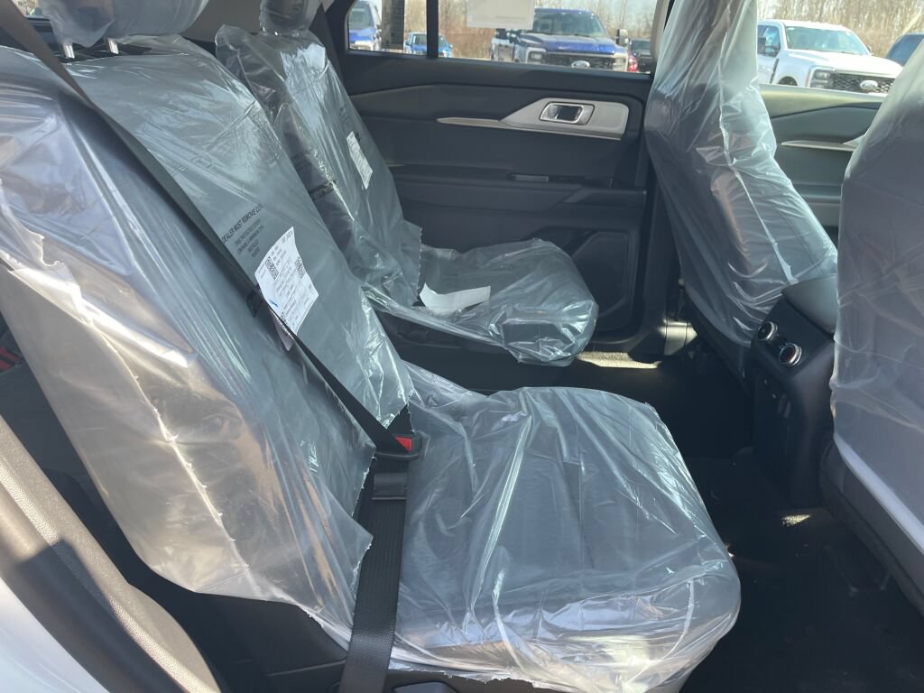 New 2026 Ford Explorer Active w/ Active Comfort Package AWD/4WD image 16