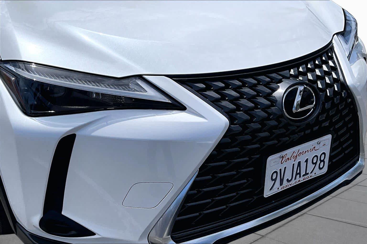 Used 2025 Lexus UX 300h FWD image 28