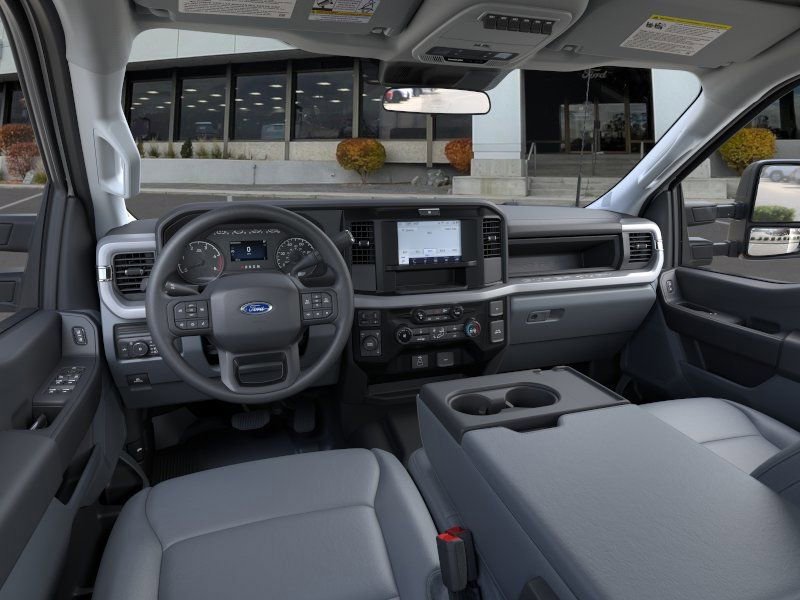 New 2026 Ford F550 4x4 Crew Cab image 9