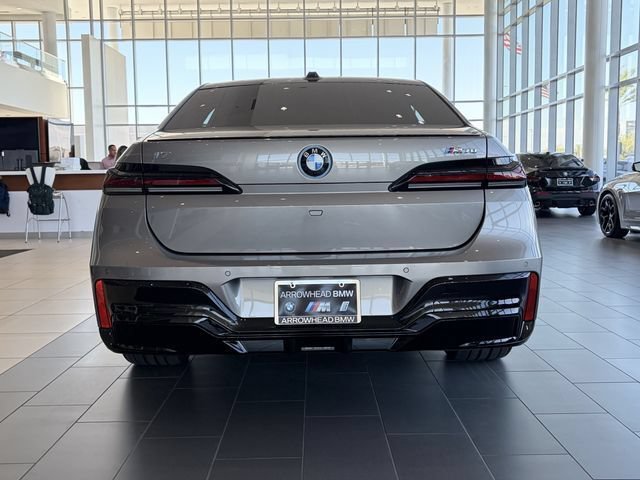 New 2026 BMW i7 M70 w/ Executive Package AWD/4WD image 6