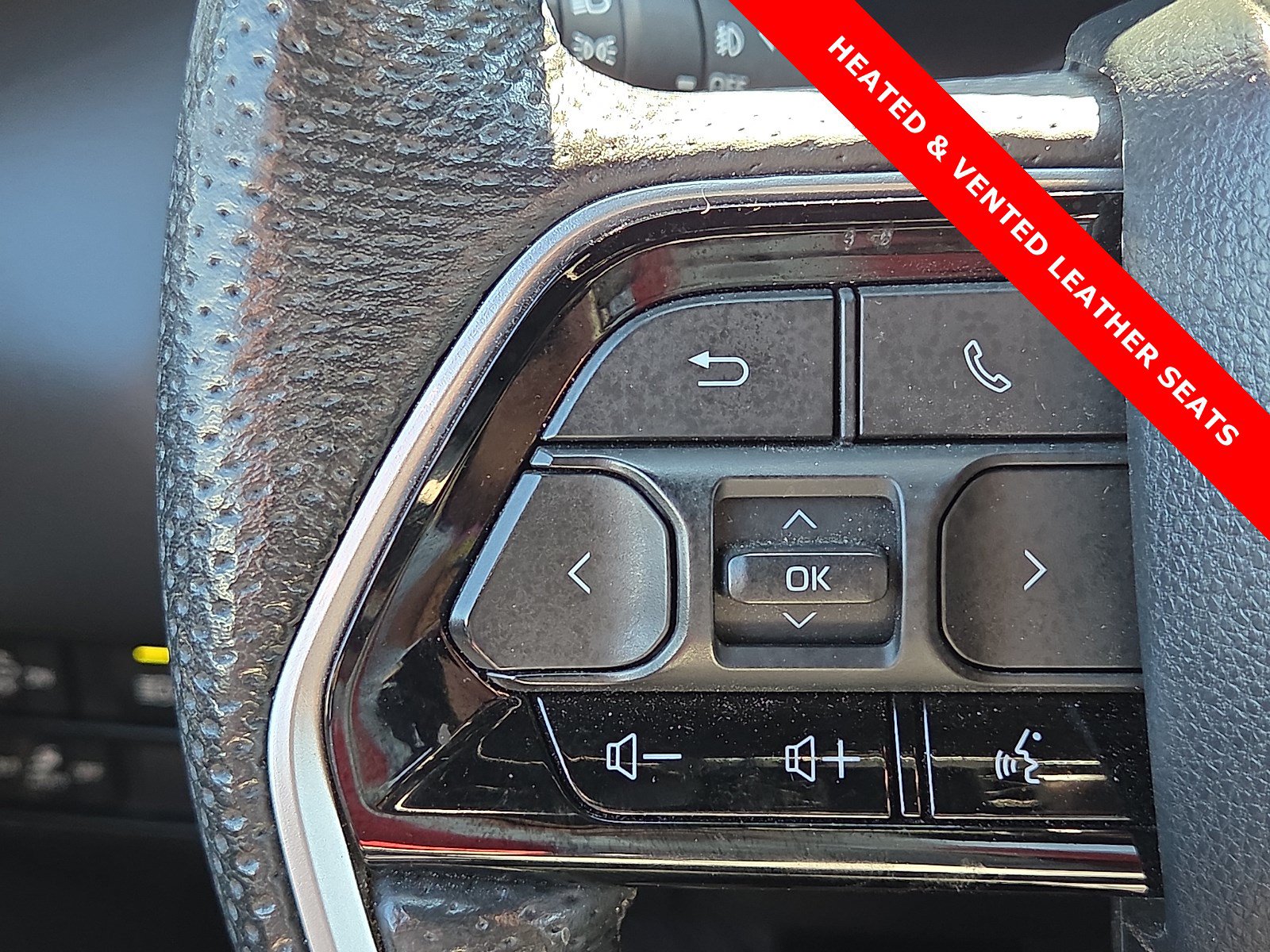 Used 2024 Toyota Tundra Platinum AWD/4WD image 21