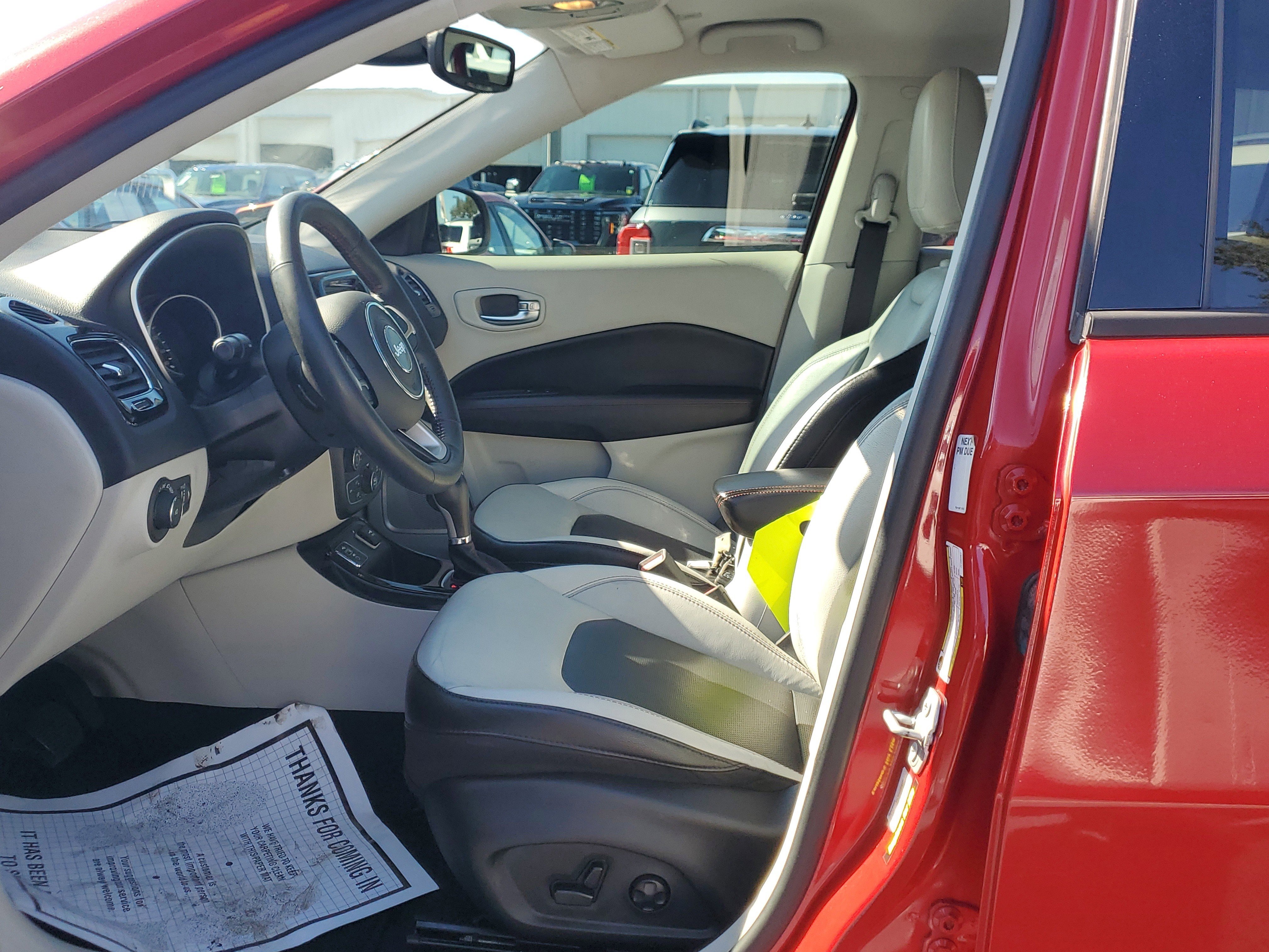 Used 2018 Jeep Compass Limited w/ Navigation Group image 19