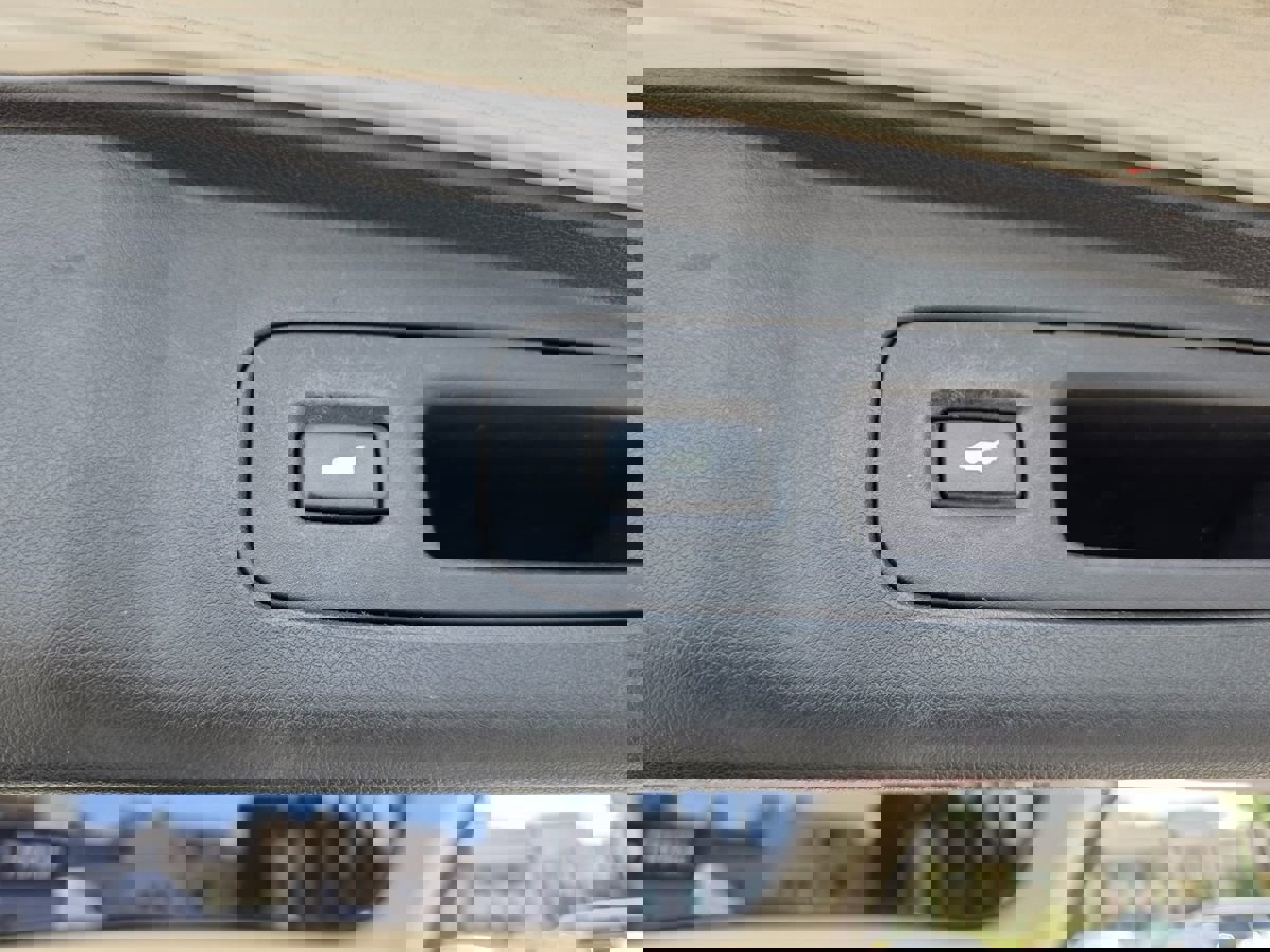 Used 2015 Honda CR-V Touring image 15