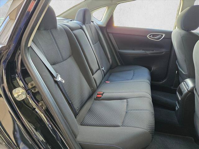 Used 2018 Nissan Sentra SR w/ Technology Package FWD image 15