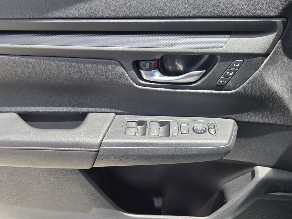Used 2025 Honda CR-V Sport-L image 27