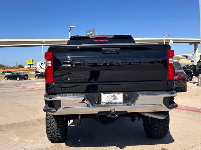 Used 2023 Chevrolet Silverado 1500 LT RWD image 9