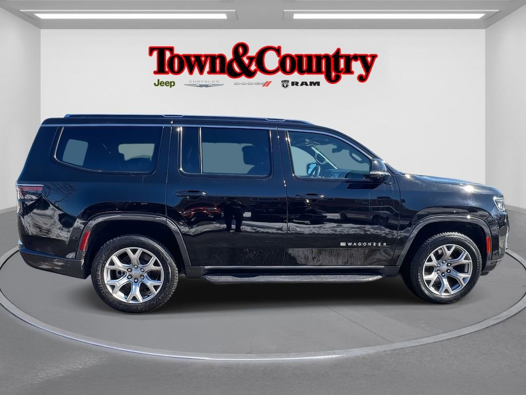 Used 2022 Jeep Wagoneer Series I w/ Convenience Group I AWD/4WD image 5