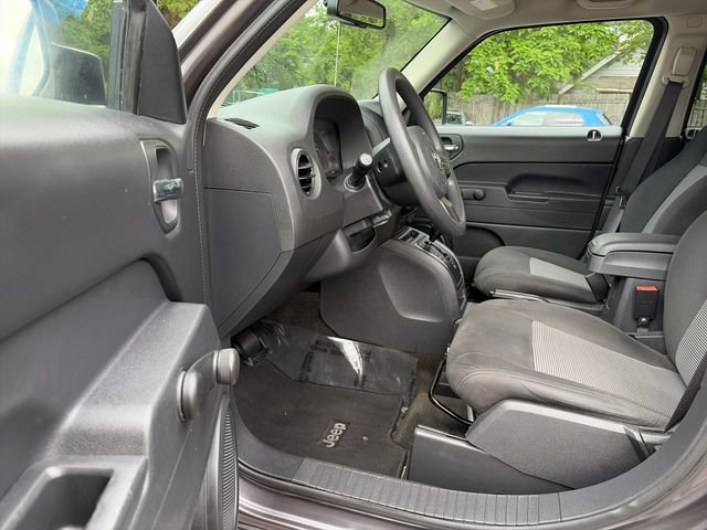 Used 2016 Jeep Patriot Sport FWD image 22