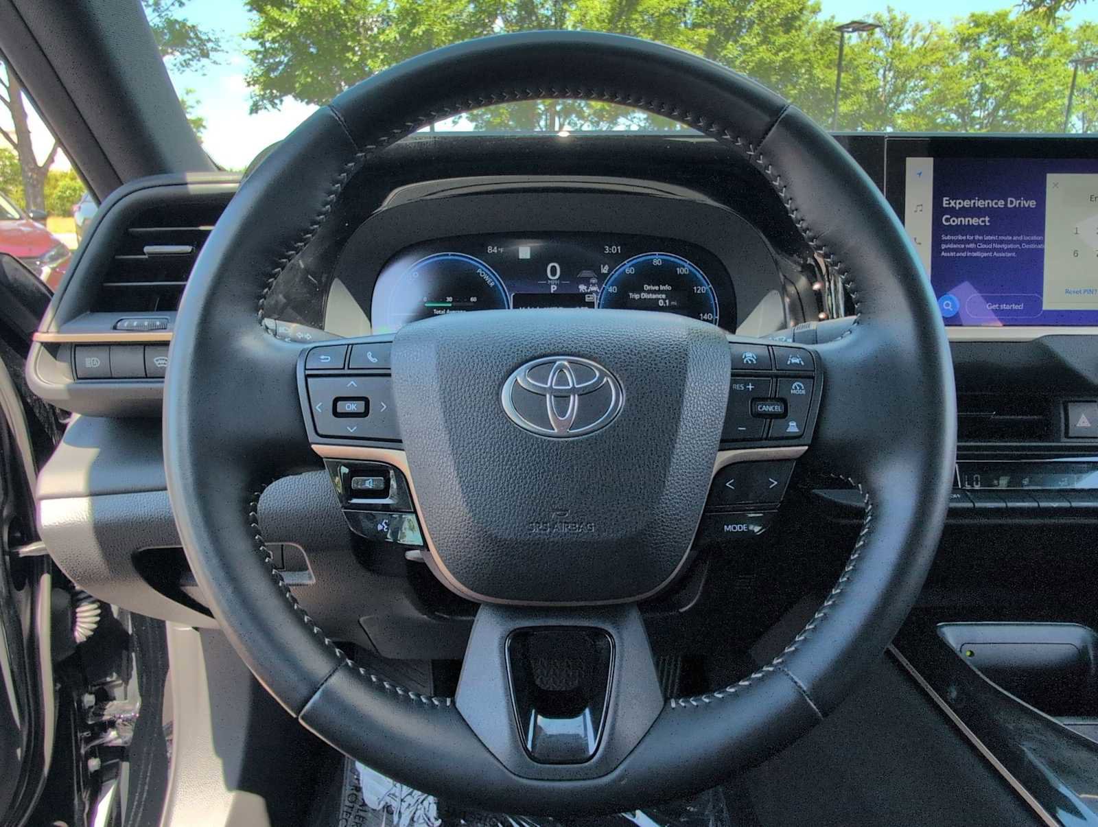 Used 2025 Toyota Crown AWD/4WD image 22