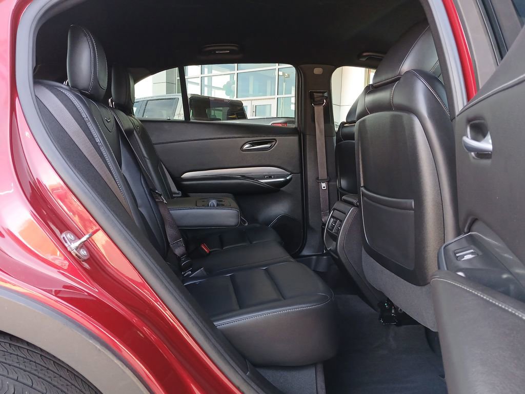 Certified 2024 Cadillac XT4 Premium Luxury AWD/4WD image 28