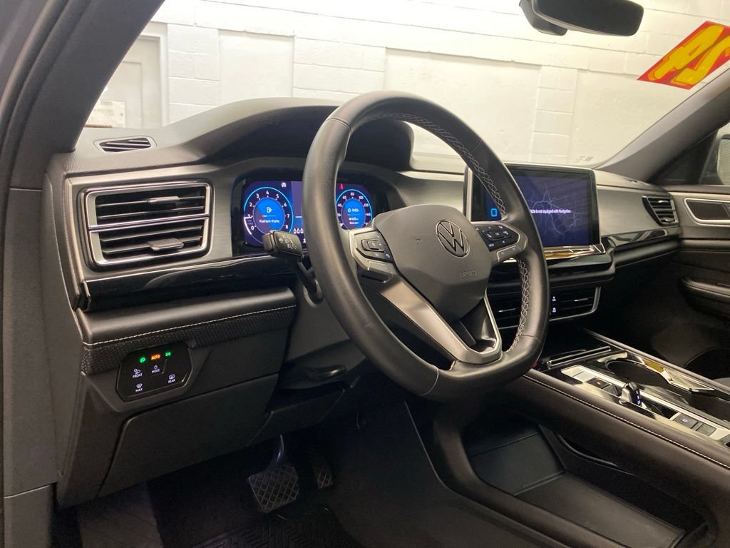 Used 2024 Volkswagen Atlas Cross Sport SE AWD/4WD image 20