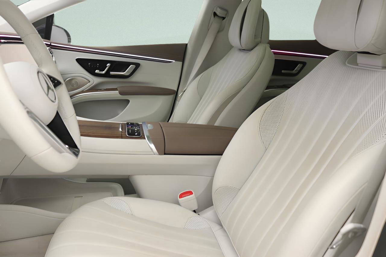 Certified 2023 Mercedes-Benz EQS 580 4MATIC Sedan image 30