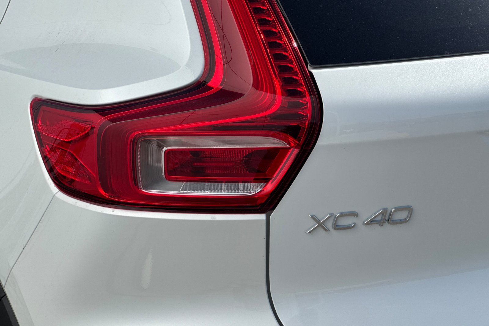 New 2026 Volvo XC40 B5 Ultra w/ Protection Package Premier AWD/4WD image 34