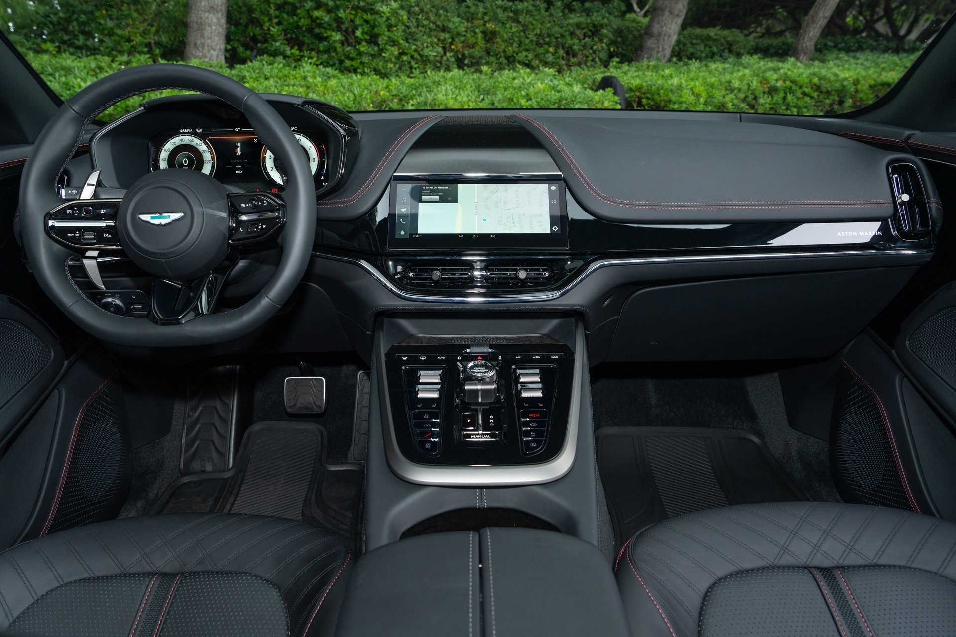 Used 2025 Aston Martin DBX 707 image 19