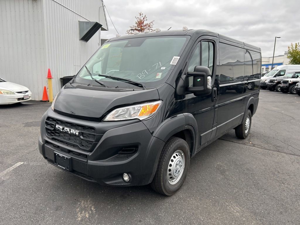 New 2026 RAM ProMaster 2500 w/ Convenience Group FWD image 7