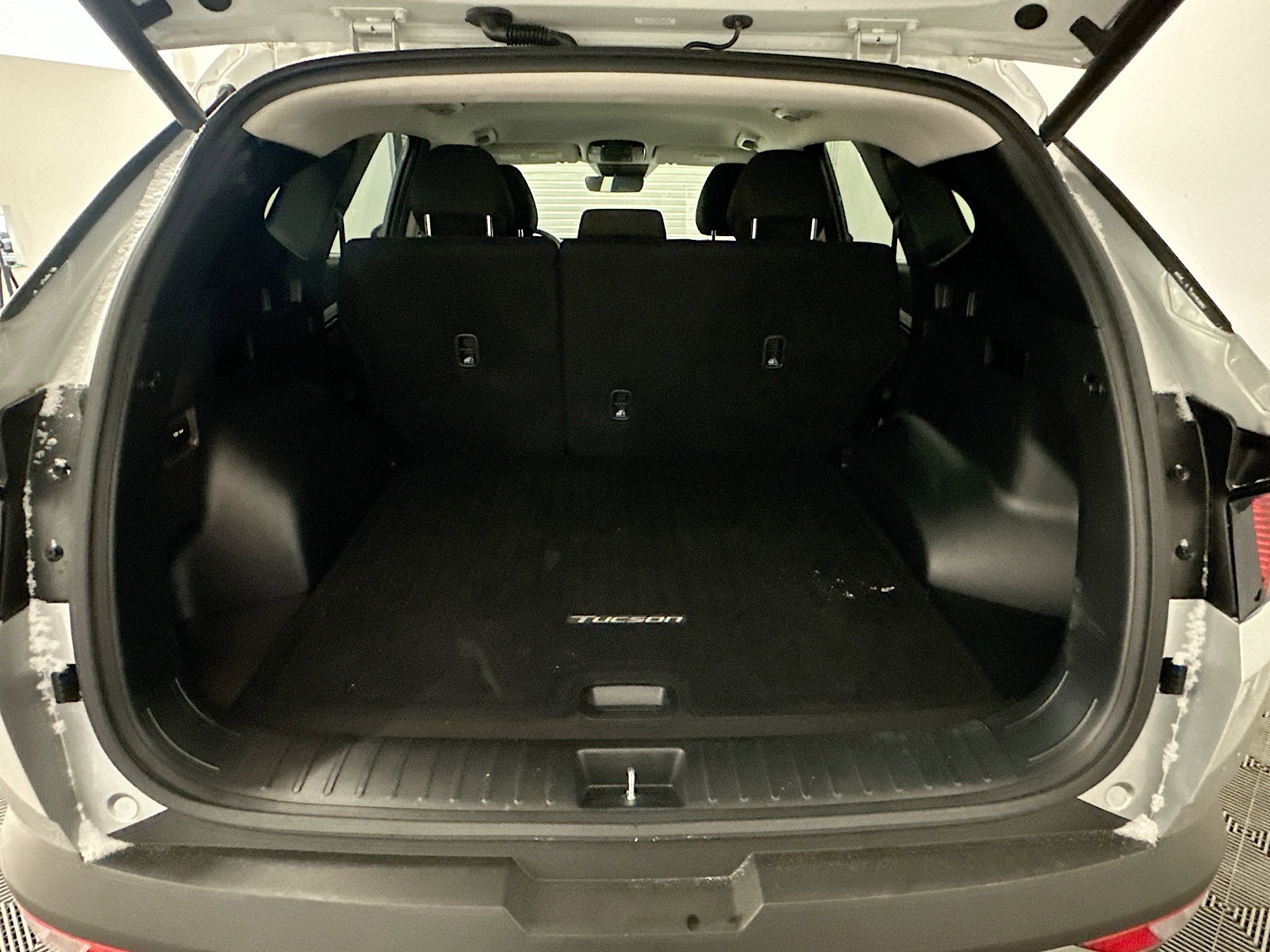 Used 2024 Hyundai Tucson Blue image 30