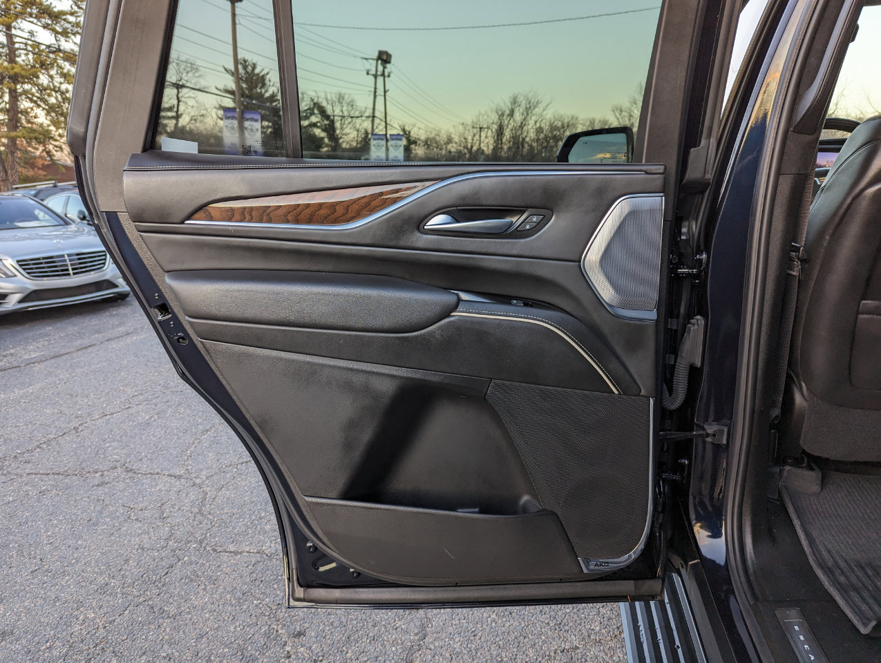 Used 2023 Cadillac Escalade Sport Platinum w/ LPO, Floor Liner Package image 37