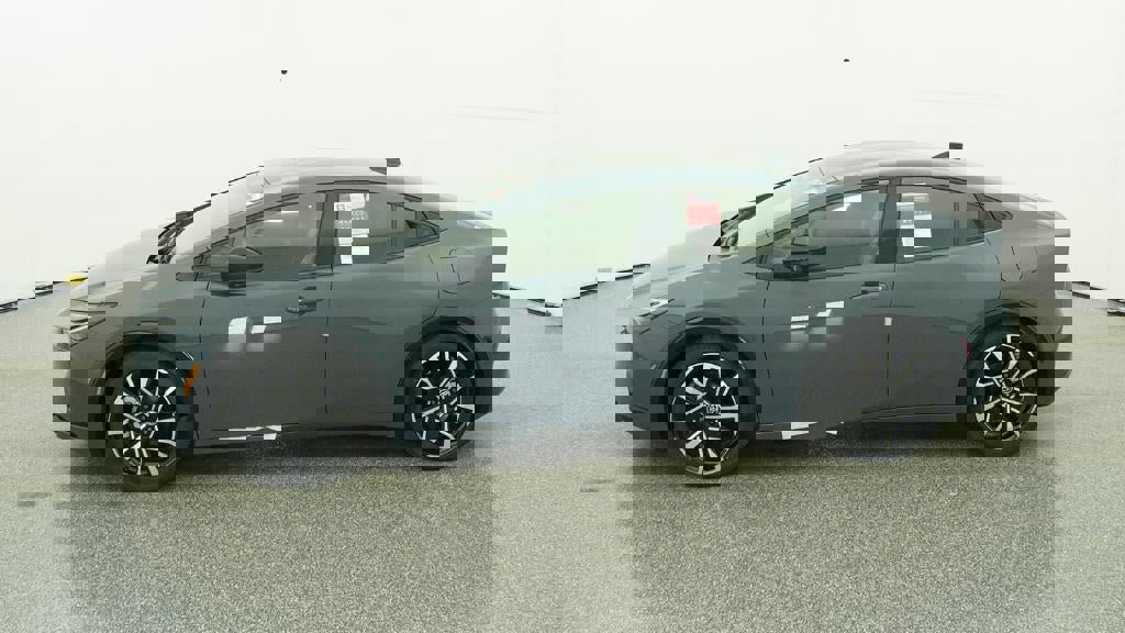 New 2026 Toyota Prius Plug-In Hybrid image 32