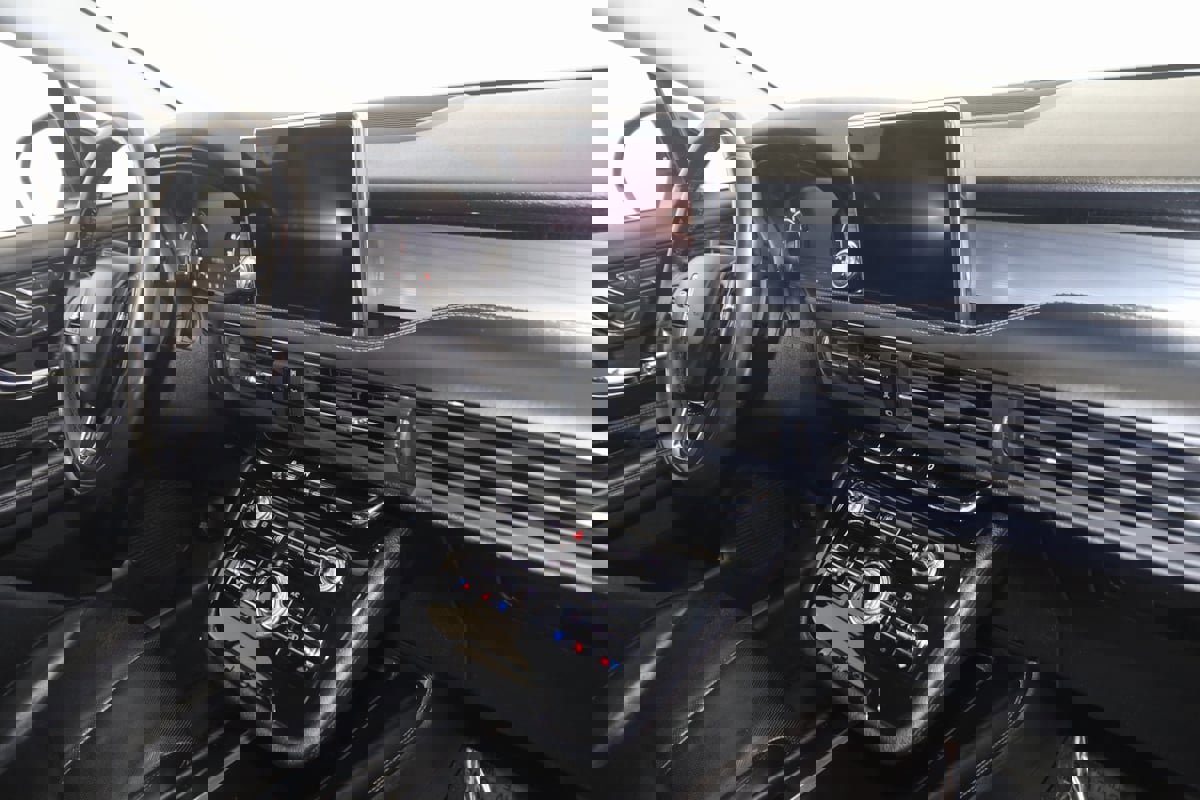 Used 2020 Lincoln Corsair FWD w/ Premium Package image 40