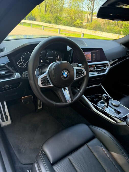 Used 2022 BMW 230i Coupe w/ M Sport Package RWD image 27