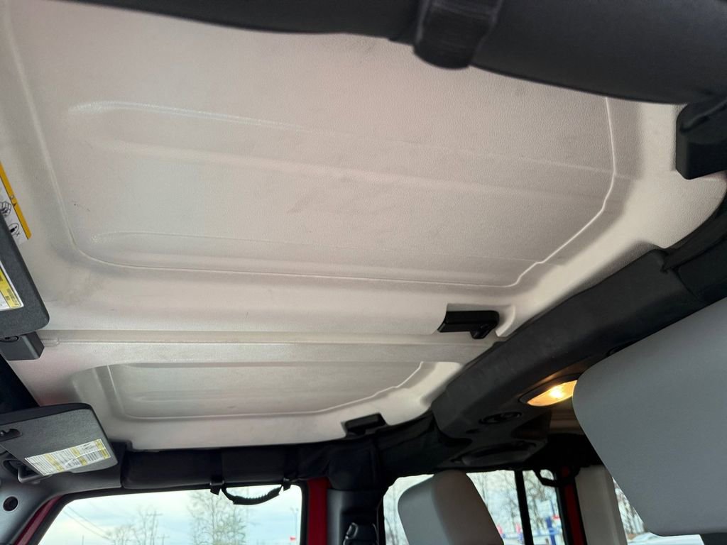 Used 2009 Jeep Wrangler X image 25