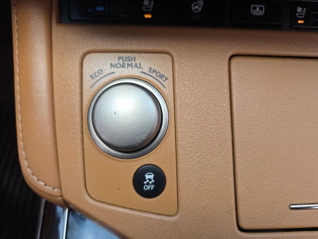 Used 2018 Lexus ES 350 w/ Luxury Package w/Wood Trim FWD image 37