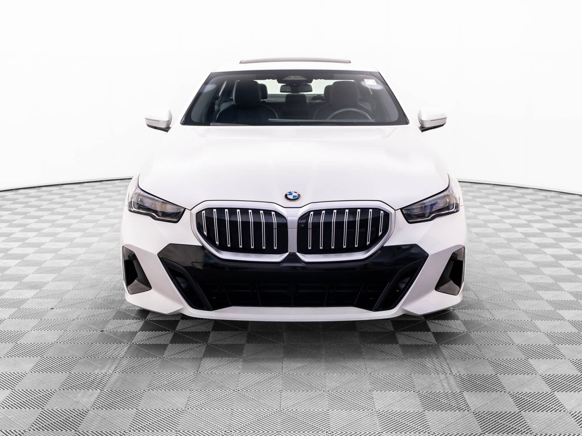 Certified 2026 BMW 530i xDrive AWD/4WD image 9