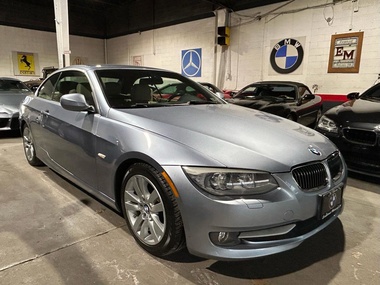 Used 2011 BMW 328i Convertible image 8