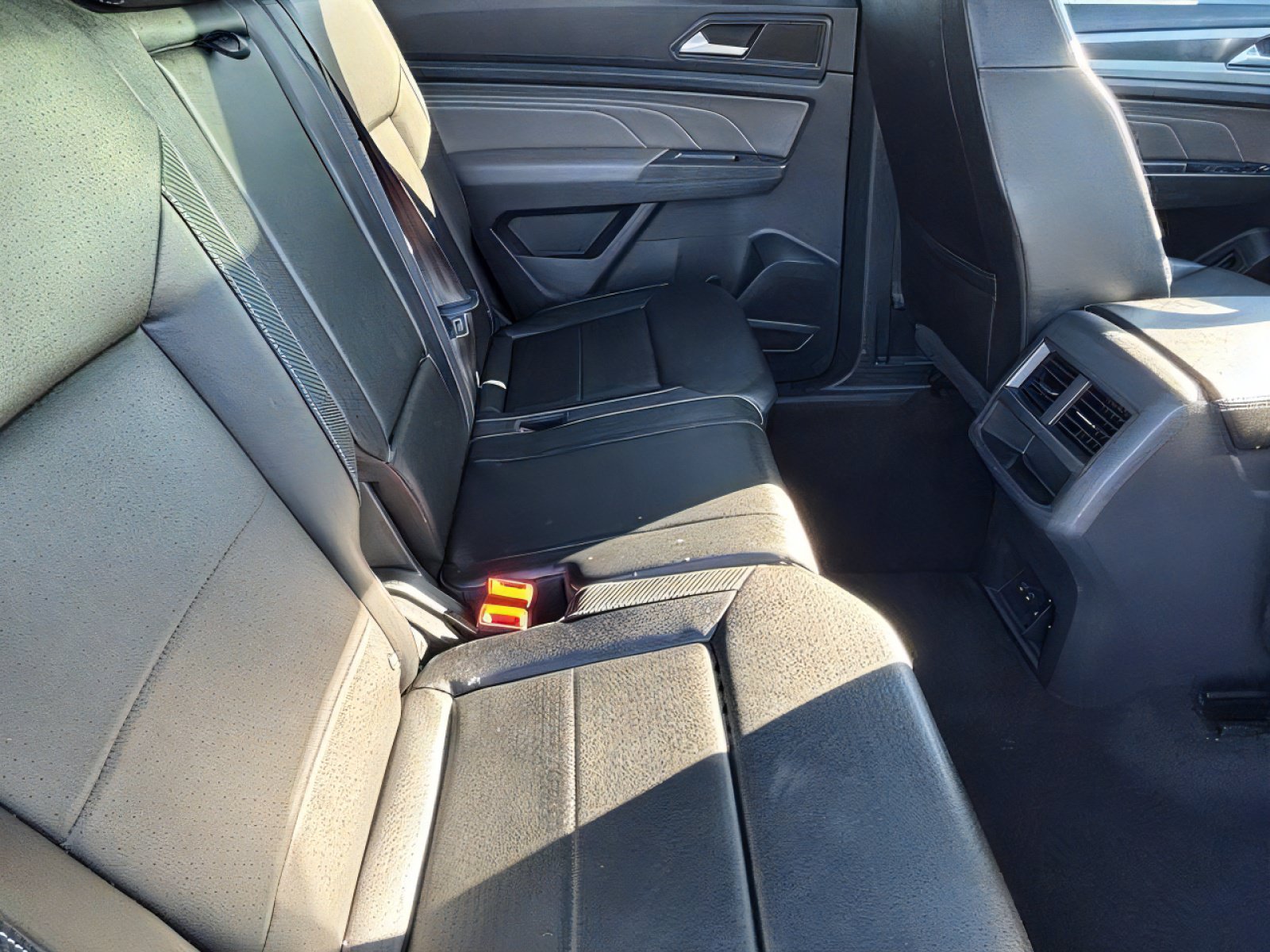 Used 2021 Volkswagen Atlas Cross Sport SE w/ Panoramic Sunroof Package AWD/4WD image 27