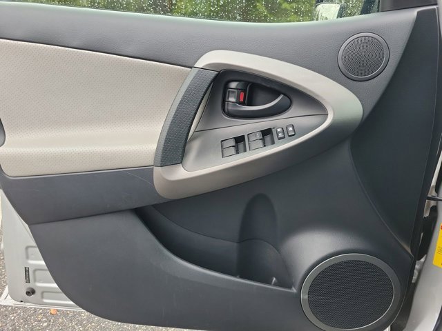 Used 2012 Toyota RAV4 Limited image 35