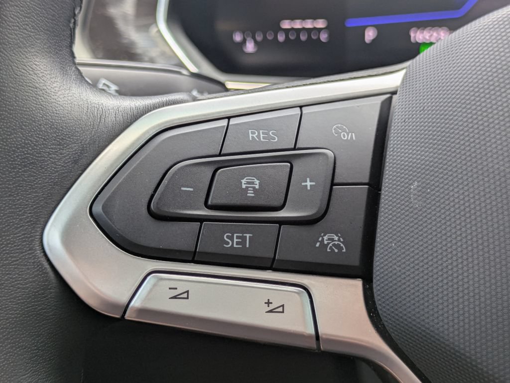Used 2024 Volkswagen Jetta Sport FWD image 24