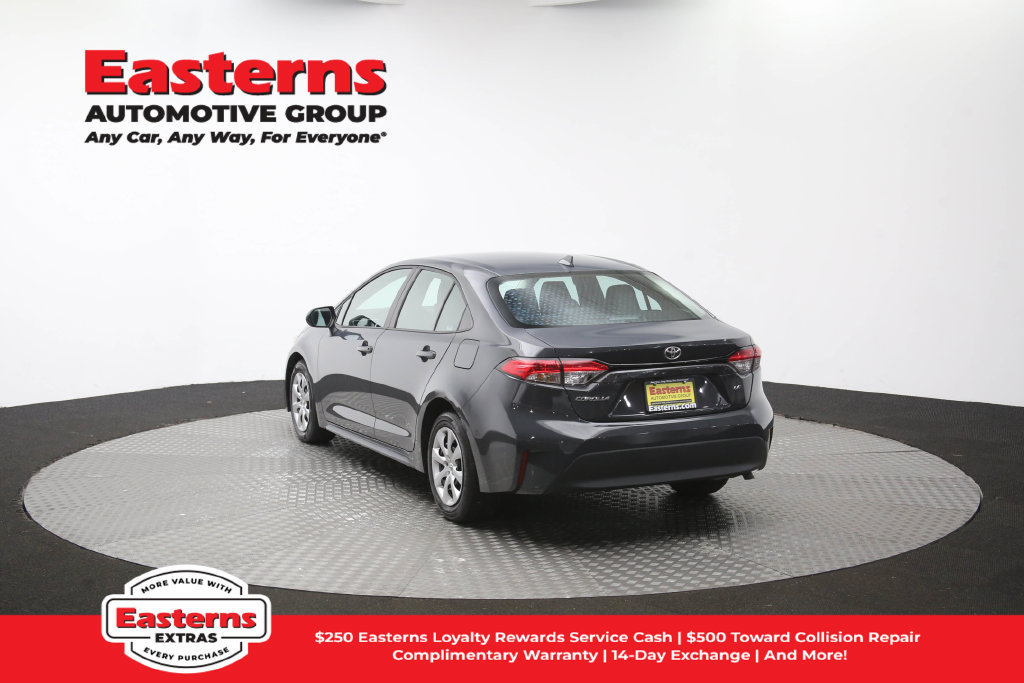 Used 2026 Toyota Corolla LE FWD image 62