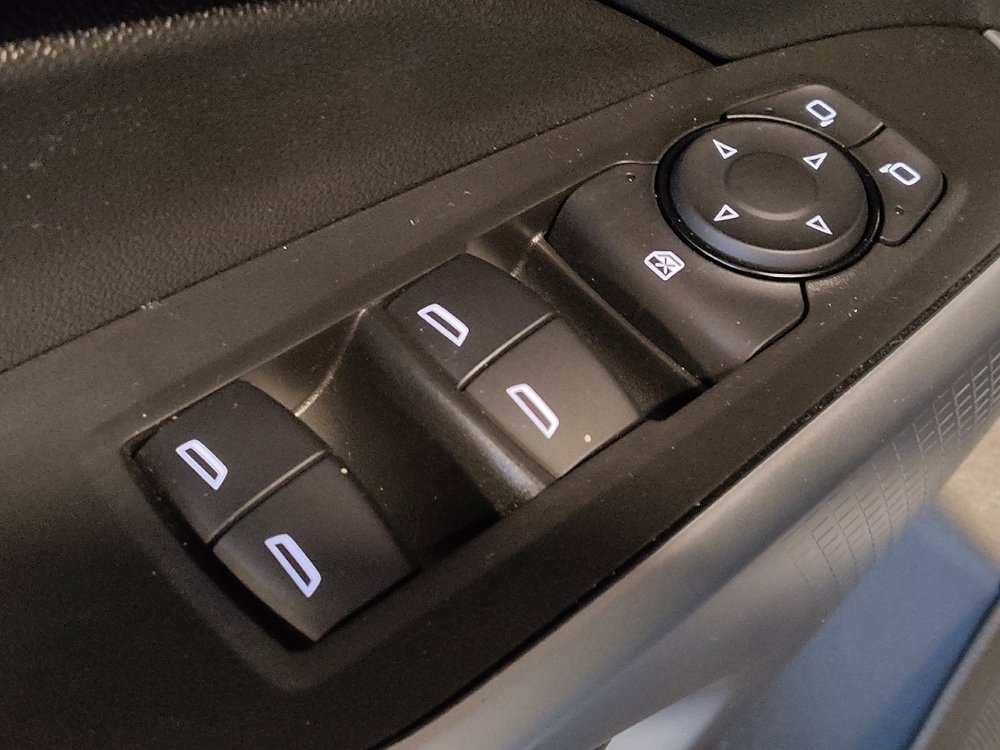 Used 2024 Chevrolet Trax RS w/ Driver Confidence Package image 27