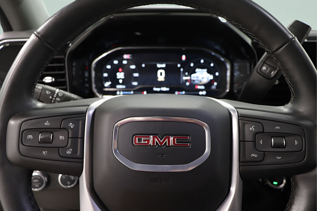 Used 2025 GMC Sierra 1500 SLE AWD/4WD image 11