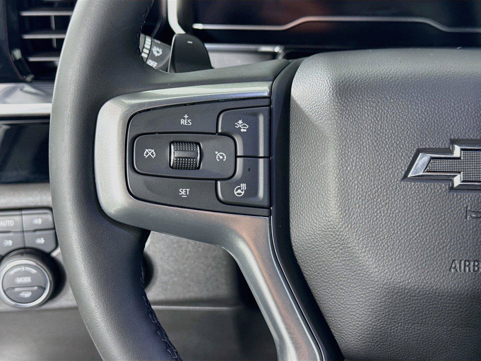 Used 2025 Chevrolet Silverado 1500 LT Trail Boss w/ Convenience Package II AWD/4WD image 18