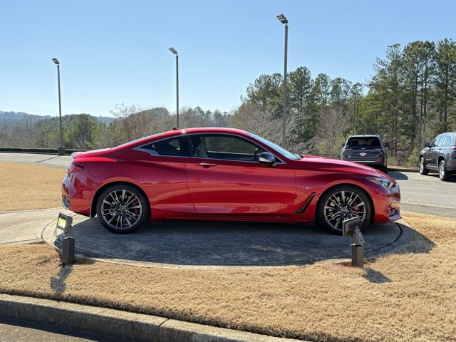 Used 2017 INFINITI Q60 Red Sport 400 image 9