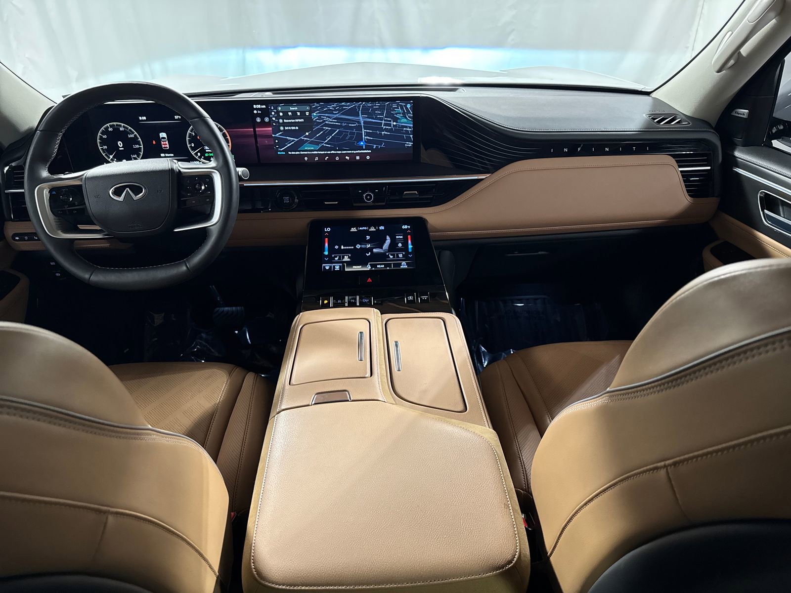 Used 2025 INFINITI QX80 Luxe AWD/4WD image 3