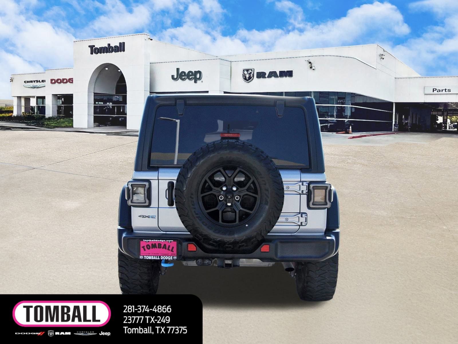 Used 2024 Jeep Wrangler Unlimited image 6