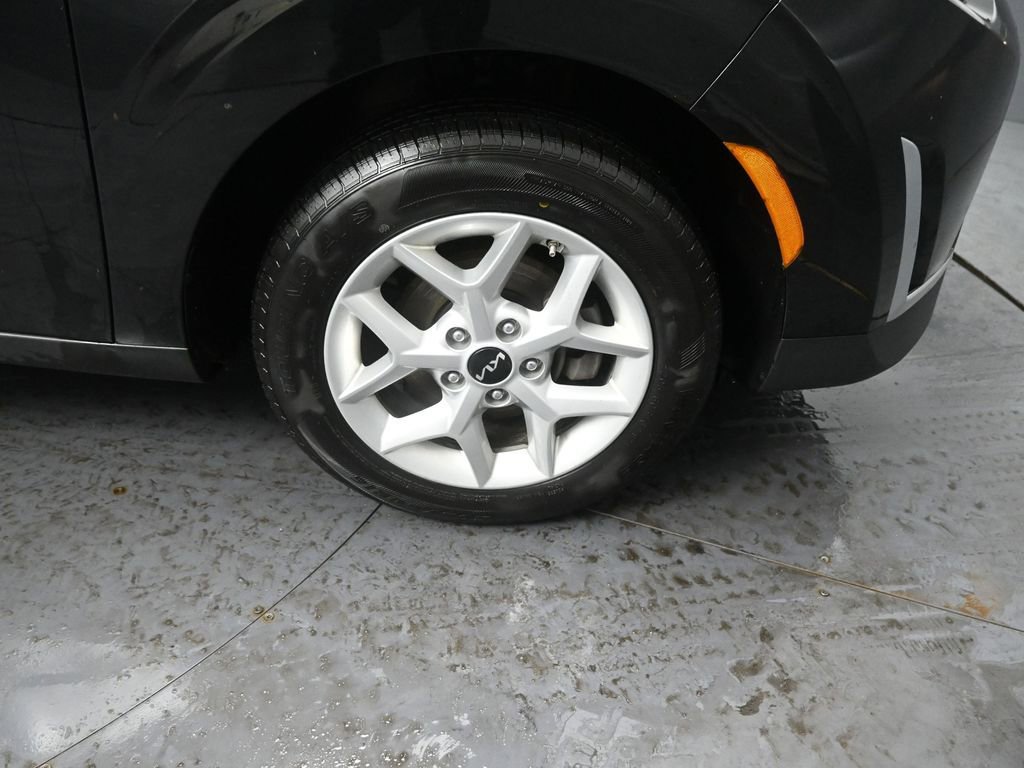 Used 2025 Kia Soul LX w/ LX Technology Package image 17