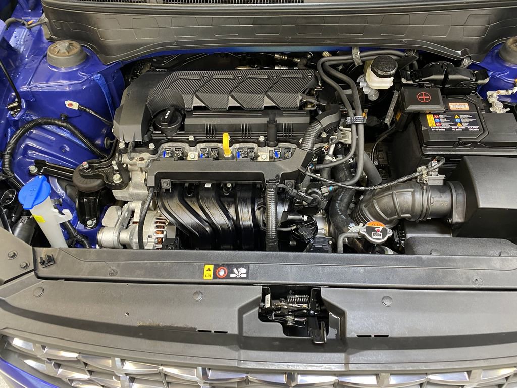 Used 2025 Hyundai Venue SEL FWD image 10
