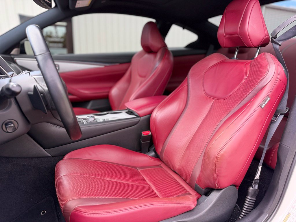 Used 2017 INFINITI Q60 Red Sport 400 AWD/4WD image 16