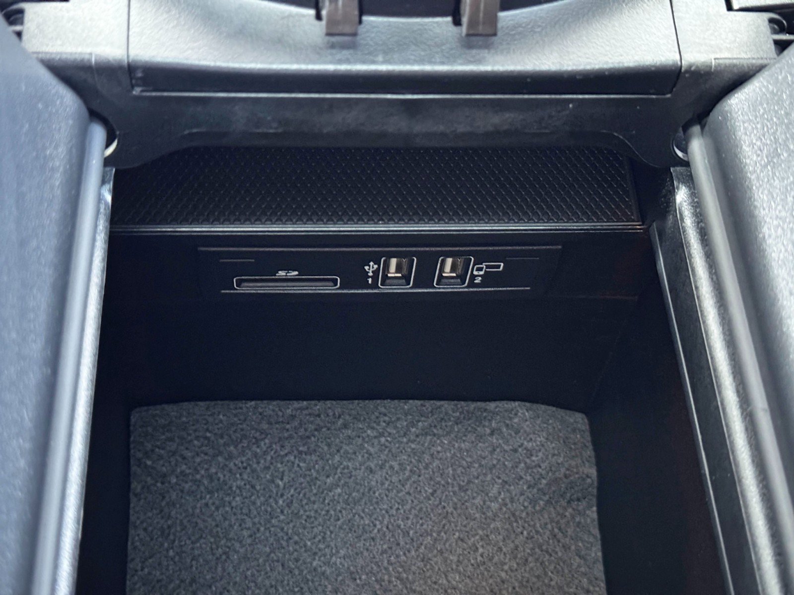 Used 2022 Mercedes-Benz G 63 AMG Squared w/ AMG Night Package Magno image 44