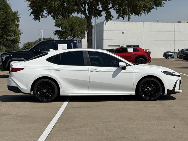 Certified 2025 Toyota Camry SE FWD image 3