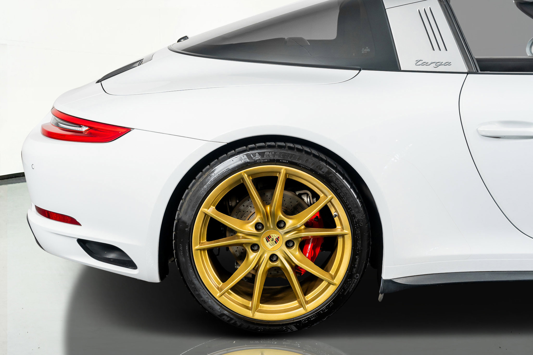 Used 2019 Porsche 911 Targa 4S AWD/4WD image 8