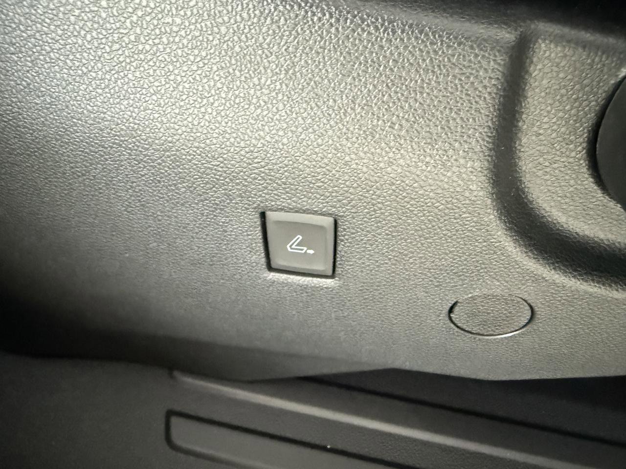 Used 2024 GMC Acadia Denali w/ LPO, Floor Liner Package image 37