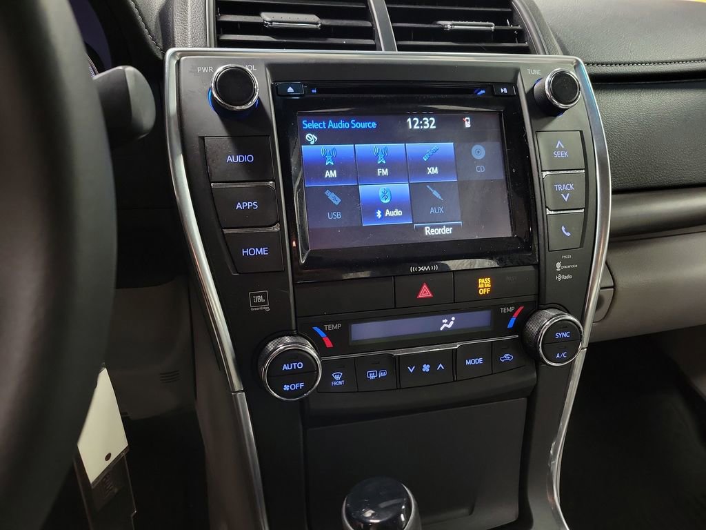 Used 2017 Toyota Camry XLE FWD image 15