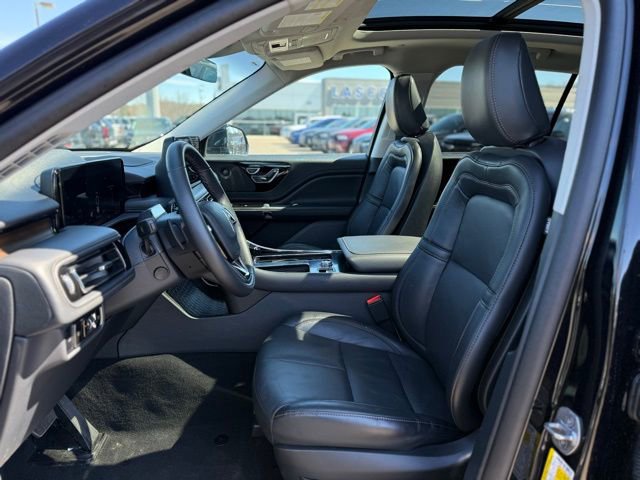 Used 2025 Lincoln Aviator Reserve w/ Illumination Package image 15
