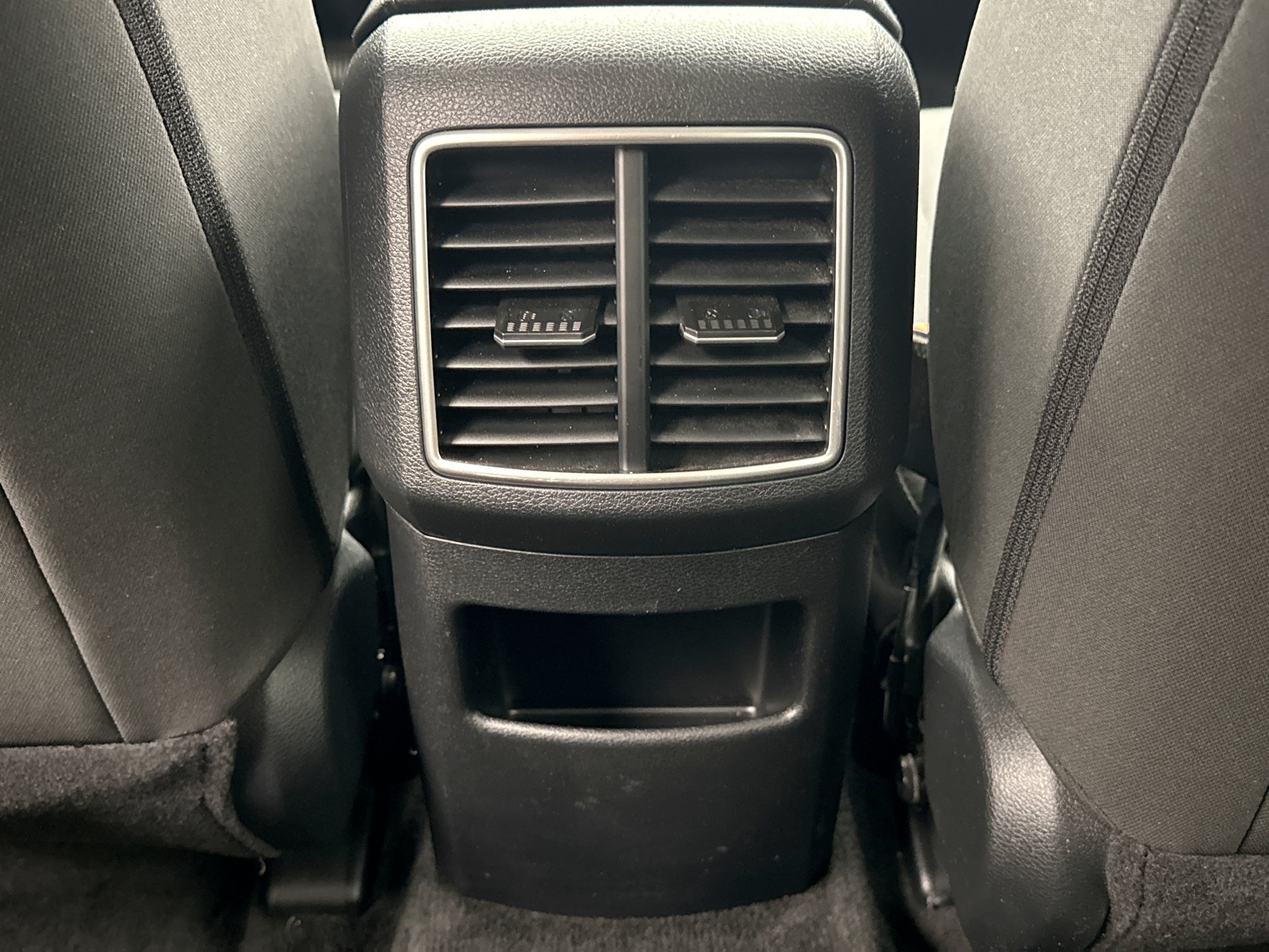 Used 2024 Kia Sportage LX AWD/4WD image 18